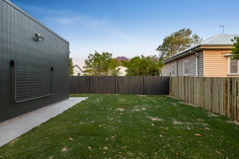 Rear yard and shed